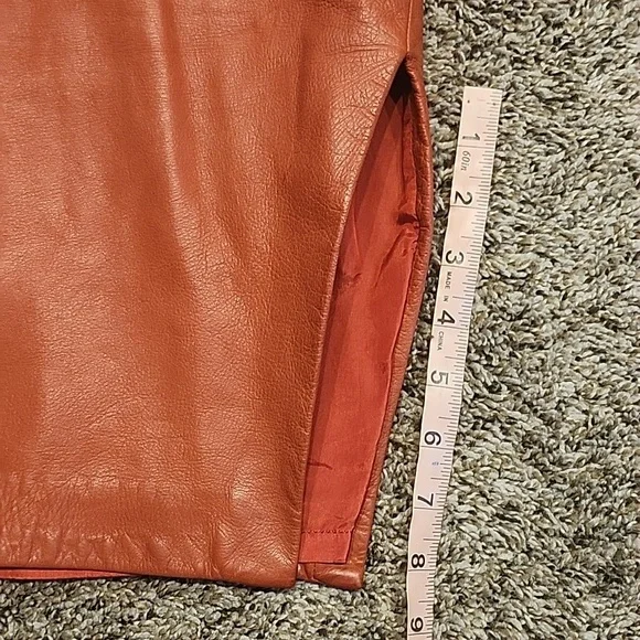 Leather skirt - Picture 4 of 9